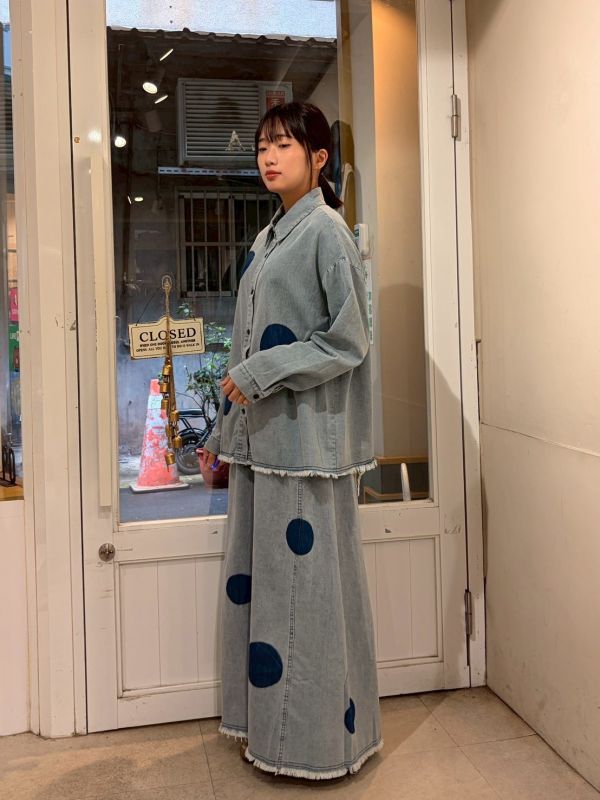 拼接布大圓點抽鬚下擺銀釦牛仔外套+寬褲 