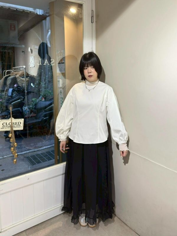 車線設計泡泡袖收腰鬆緊袖口上衣 