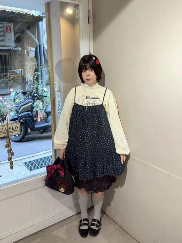 氣球下擺小花鬆緊吊帶背心 