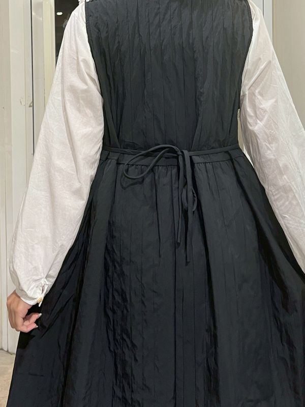 絎縫直紋胸前釦後綁帶長洋裝 