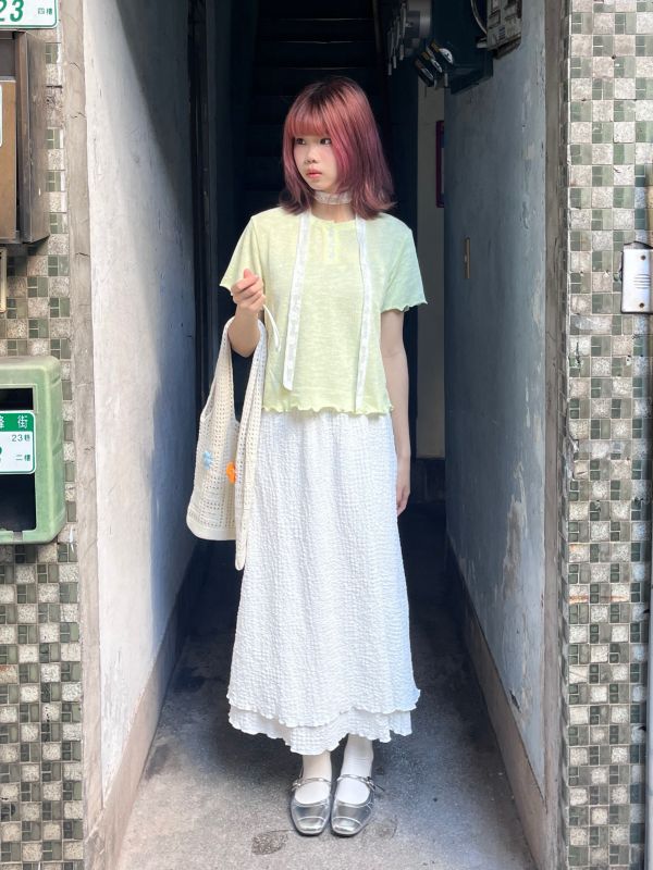 小花排釦圓領木耳針織上衣 