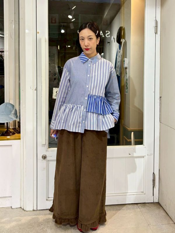 藍白直條紋拼接不規則層次抓皺拼接下擺襯衫 