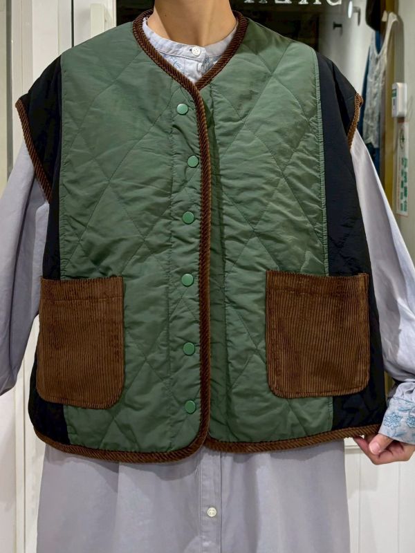 橫縫拼接燈芯絨口袋背心 