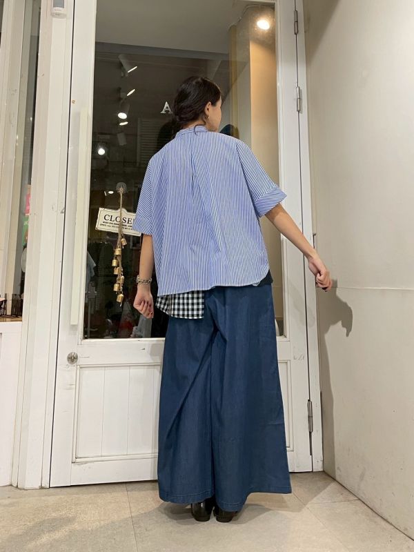中山領條紋拼接包布扣落肩前短後長襯衫 