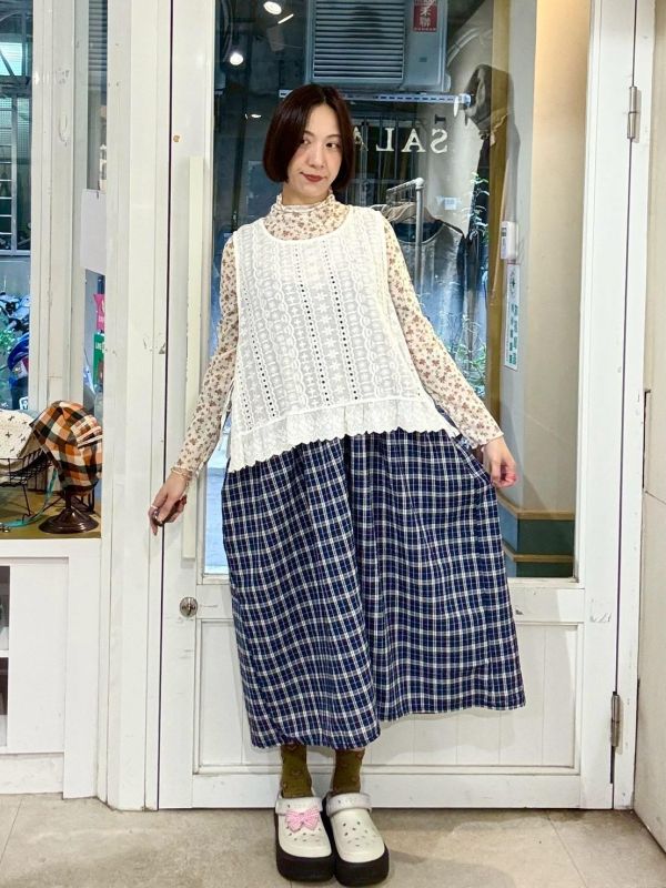 蕾絲兩側綁帶背心 