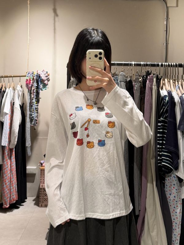 Hello Kitty時鐘印花長袖上衣 