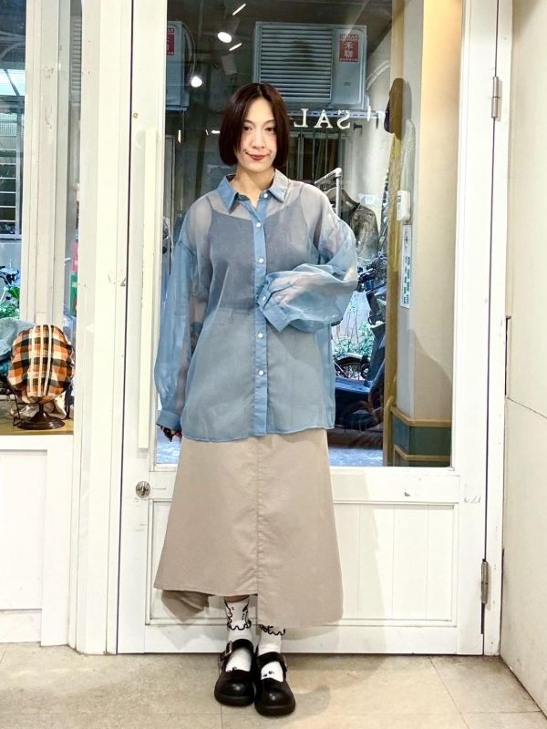 後開衩綁帶透膚襯衫 