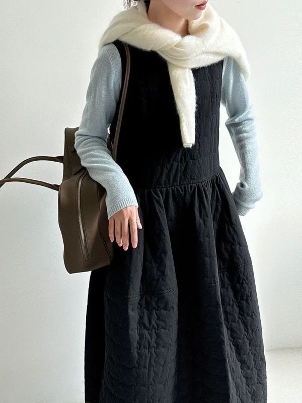 縫線壓紋氣球背心裙 