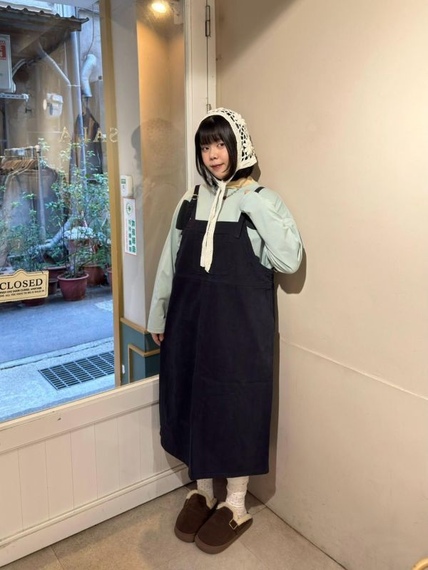 寬鬆抽繩牛仔布吊帶洋裝 