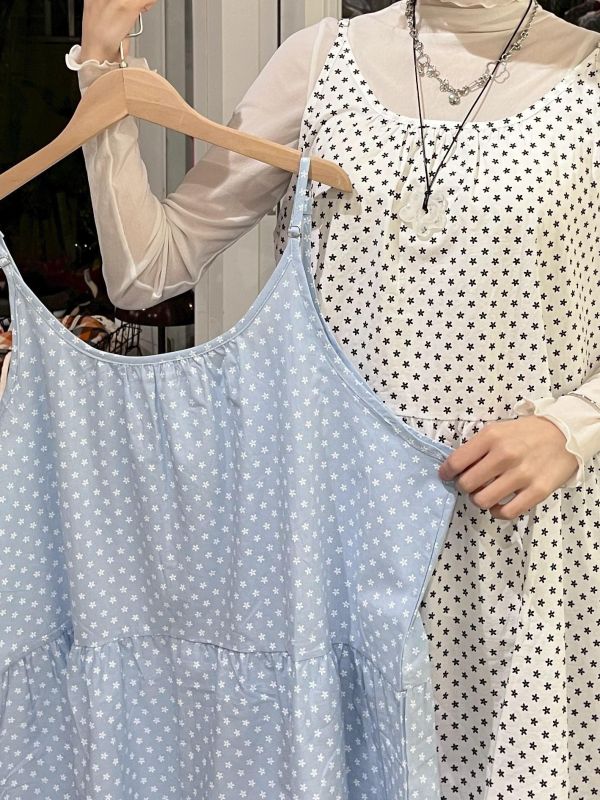 滿版迷你小花吊帶背心裙 