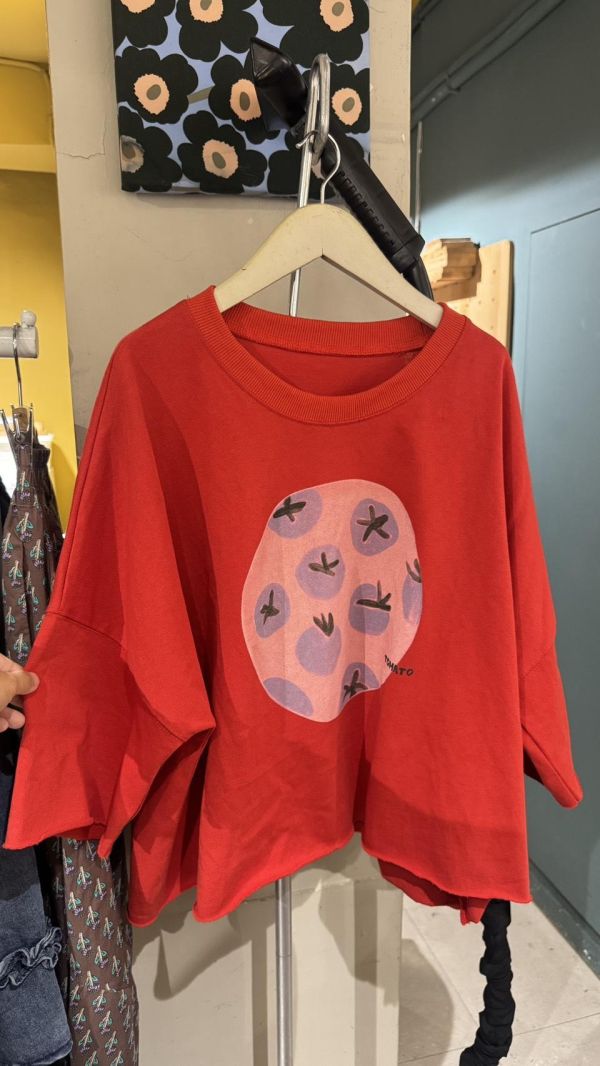 番茄紅通通 刺繡布標寬tee 