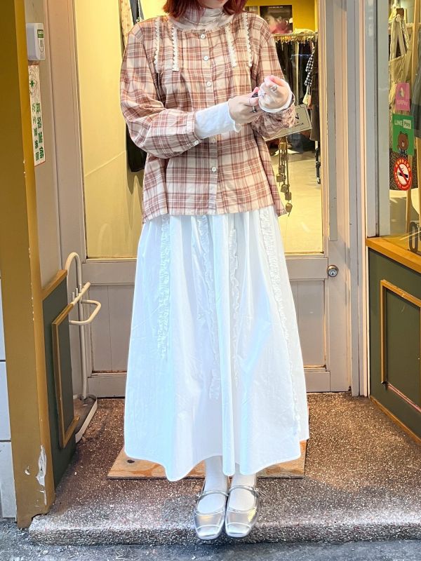 前短後長格紋蕾絲長袖上衣 