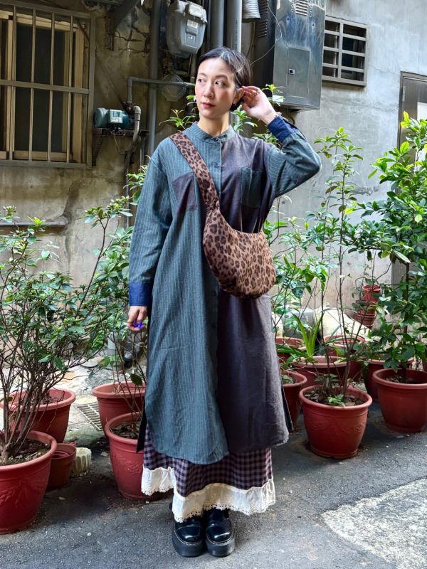 條紋拼接牛仔袖口長版襯衫洋裝 