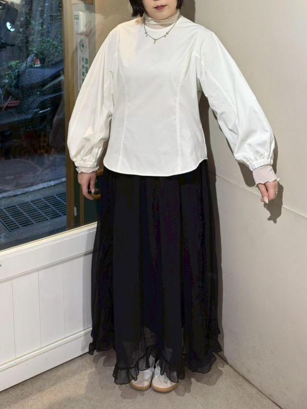 車線設計泡泡袖收腰鬆緊袖口上衣 