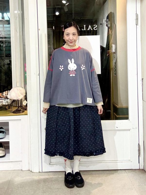 波點木耳滾邊裙擺牛仔裙 