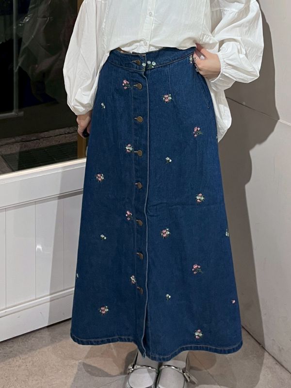 花朵刺繡口袋牛仔長裙 