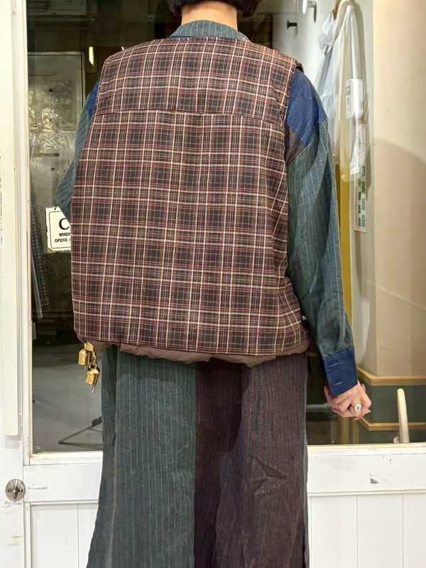 鋪棉棕色內格紋雙面穿背心 