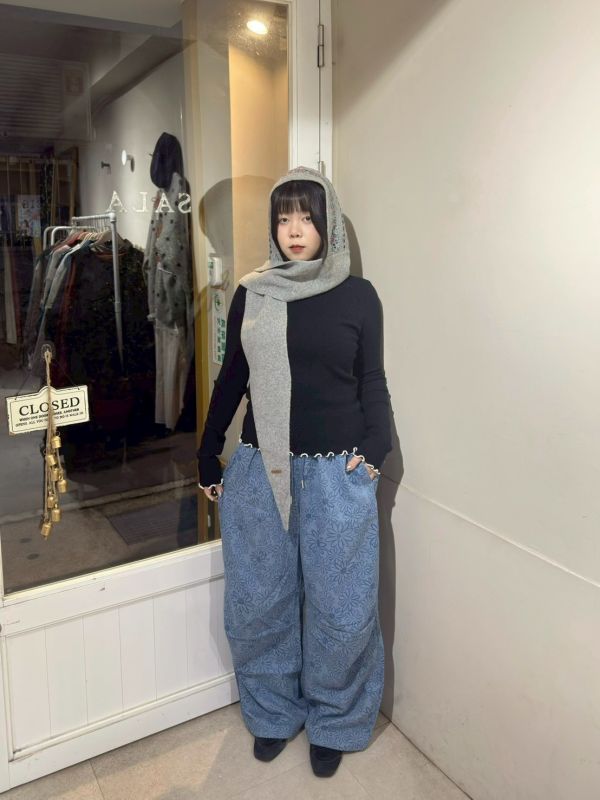 滿版花朵鬆緊腰抽繩打摺長褲 