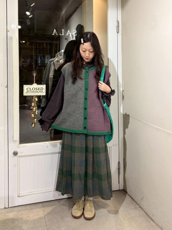 粗撞色排扣針織背心 