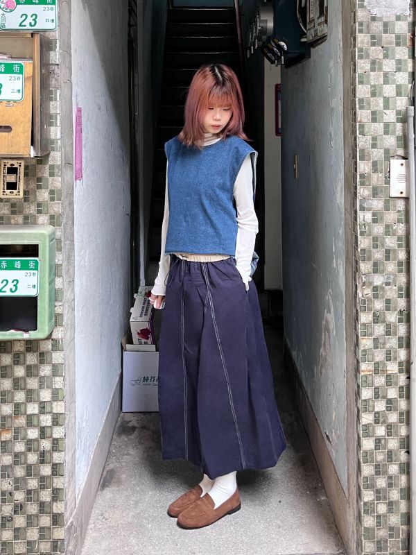 後拉鍊牛仔抽鬚拼接背心 