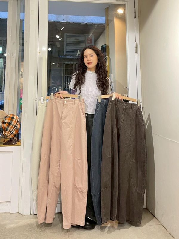 造型圓形車線後鬆緊前後雙口袋繭形牛仔褲 