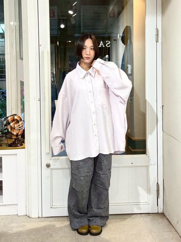 細直條紋皺皺布落肩寬版襯衫 