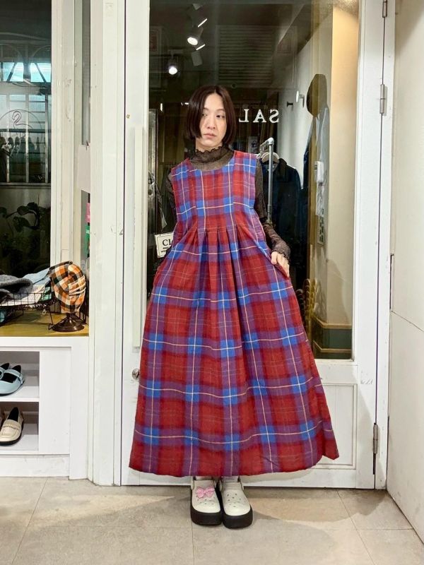 紅色大格紋背心裙 