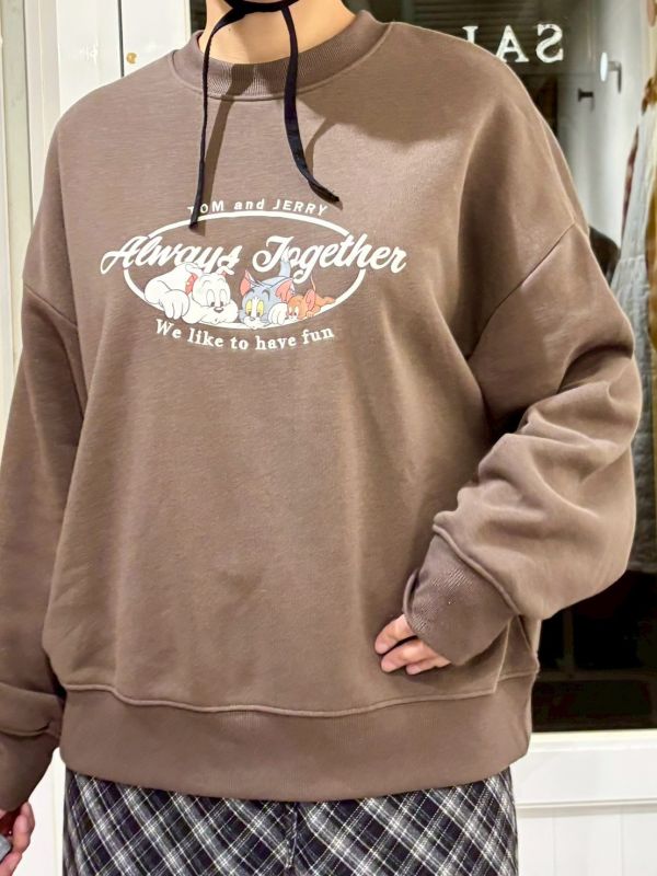 湯姆傑利大學tee 