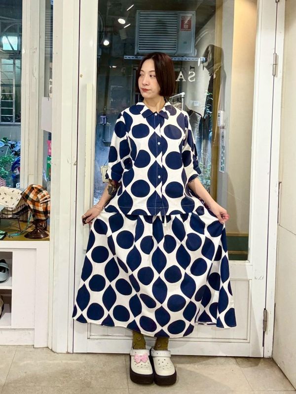 藍色大波點套裝 