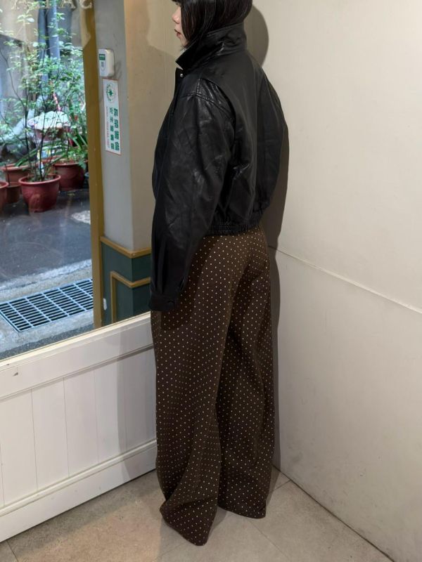 立領排釦短板皮外套 