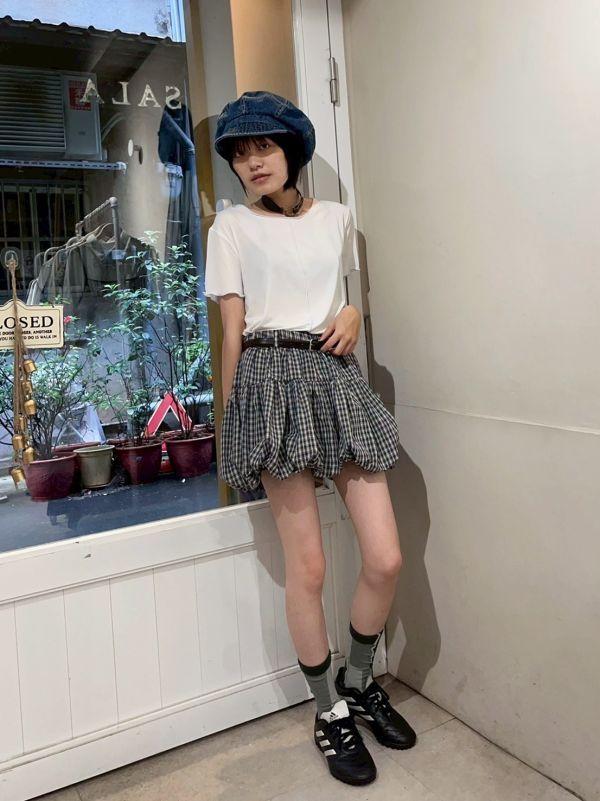 涼感彈性百搭木耳滾邊短袖上衣 