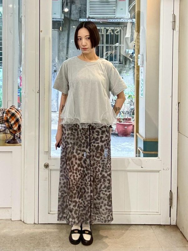 微透短內襯開叉豹紋裙 