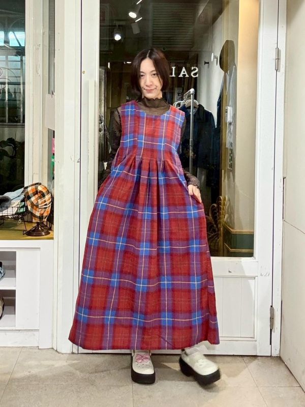 紅色大格紋背心裙 