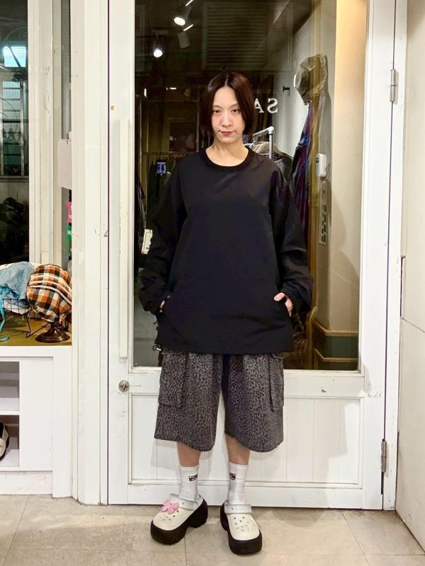 刷刷布下擺抽繩上衣 