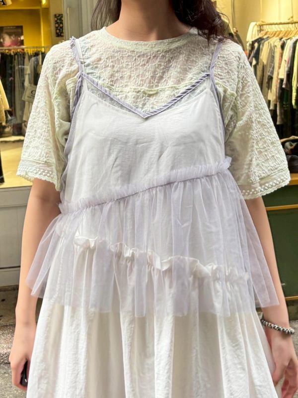 花邊斜切透紗吊帶背心 