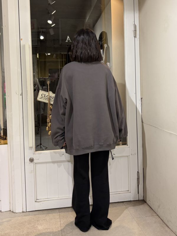 小熊棒球字母落肩長袖上衣 