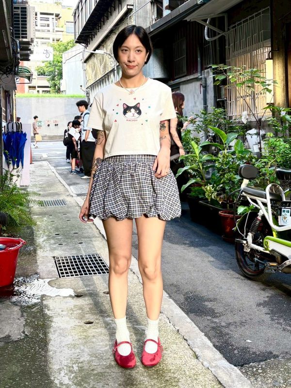 貓頭短版tee 