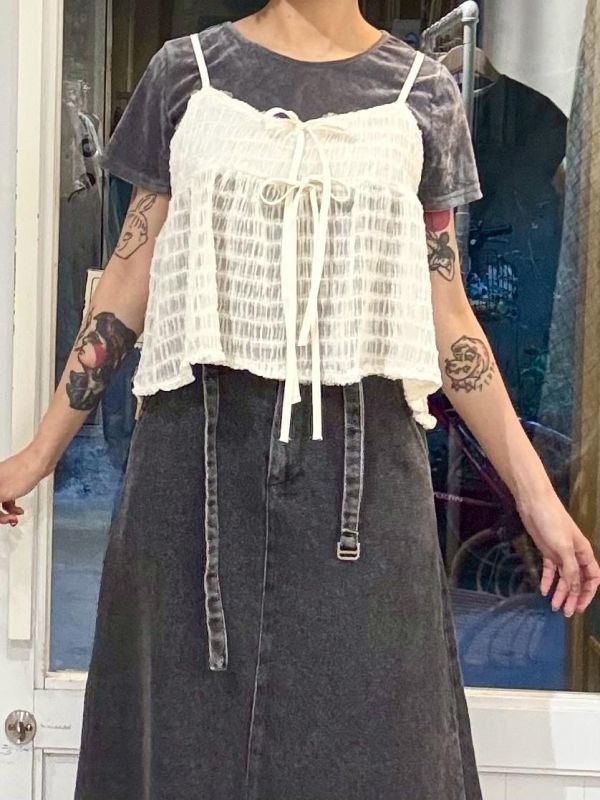 米白抓皺蝴結吊帶背心 