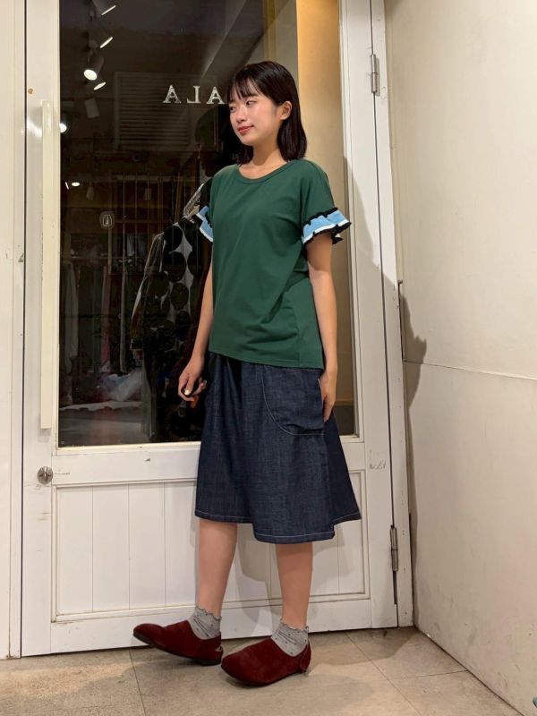 拼接針織立體滾邊袖上衣 