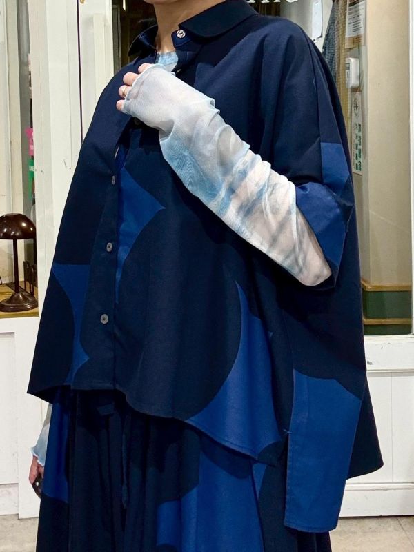 藍色塊襯衫圓裙套裝 