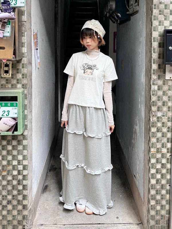 貝蒂短版修身短袖上衣 