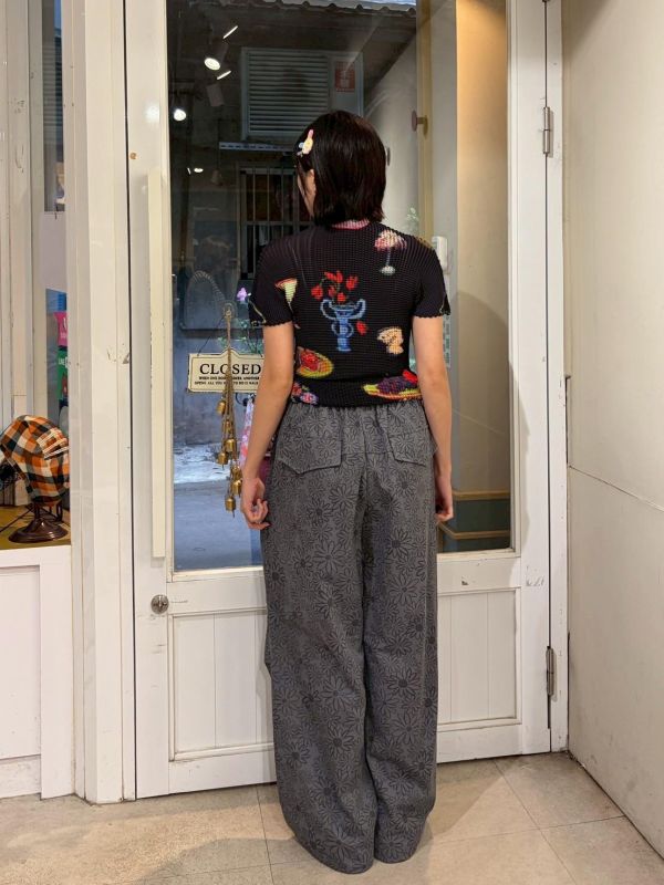 法式風格塗鴉彈性壓摺上衣 