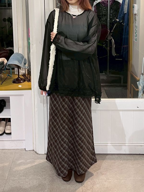 光澤透膚花邊外罩長袖上衣 