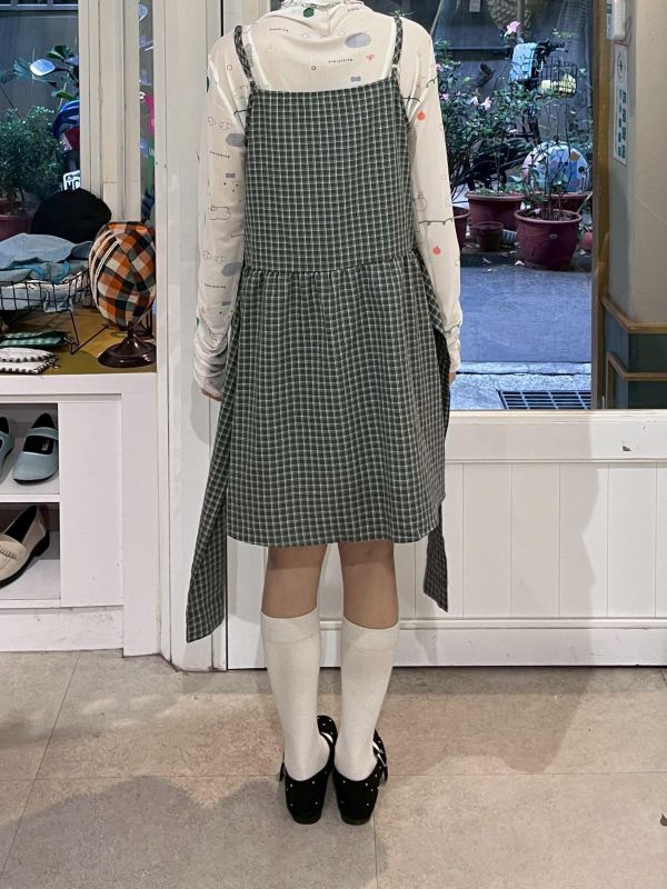 側綁帶格紋排扣吊帶背心裙 