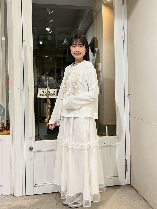 日系胸前荷葉摺邊上衣 