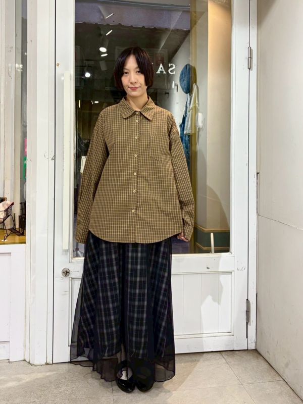 格子長袖襯衫+針織披肩 