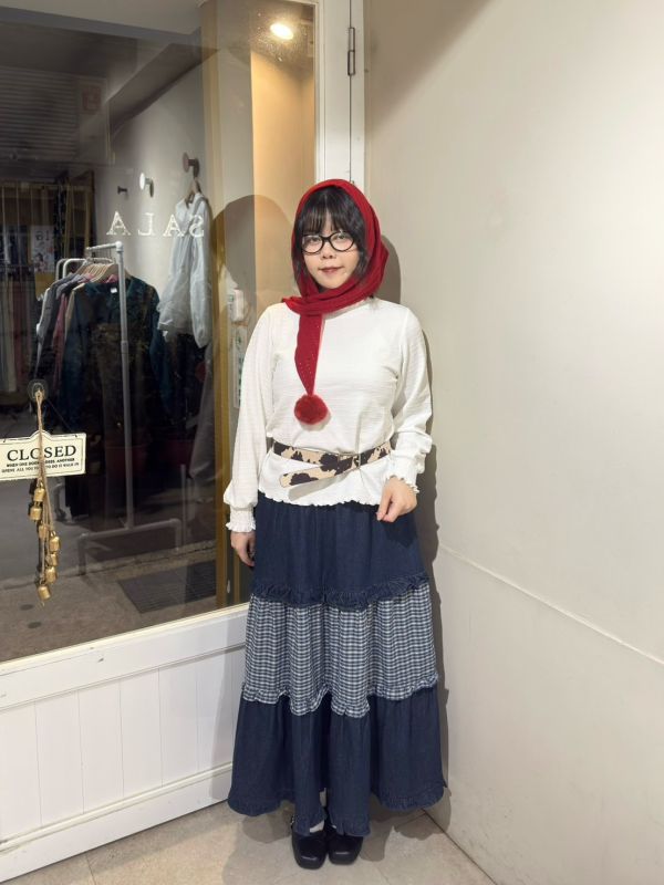 滾邊領鬆緊袖口長袖上衣 