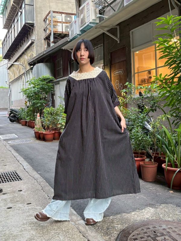 拼接蕾絲條紋長洋裝 