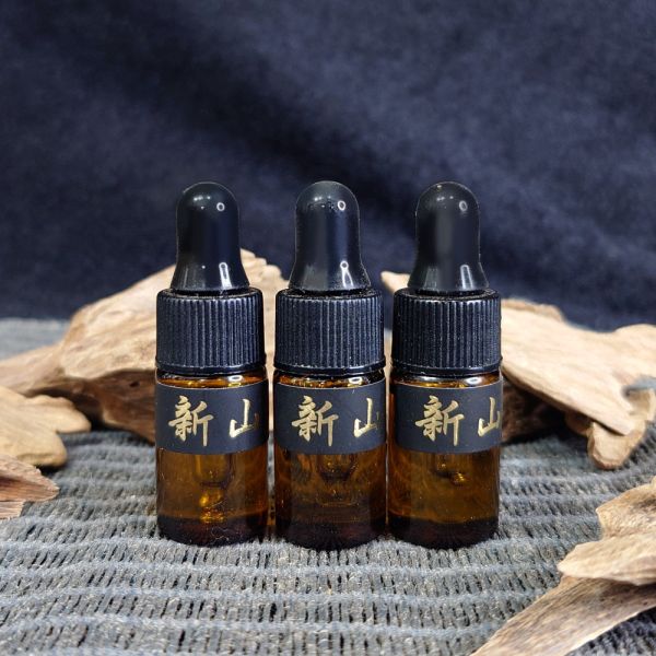 【進階精油推薦】新山檀香精油3ml/瓶 無化學香精,沉香,檀香,香品,精油,沉香精油,香品,按摩,精油推薦,天然精油