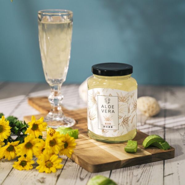 【端午節限定禮盒】潤澤珍養禮盒 （燕遇朵朵燕窩飲二入＋蜜菊鮮採蘆薈一入） 週年慶, 孕婦保養,孕期保養,燕窩酸,唾液酸,即食燕窩,白木耳,購物節,燕窩飲,燕窩,多入組,母親節,禮盒,媽媽,端午節禮盒